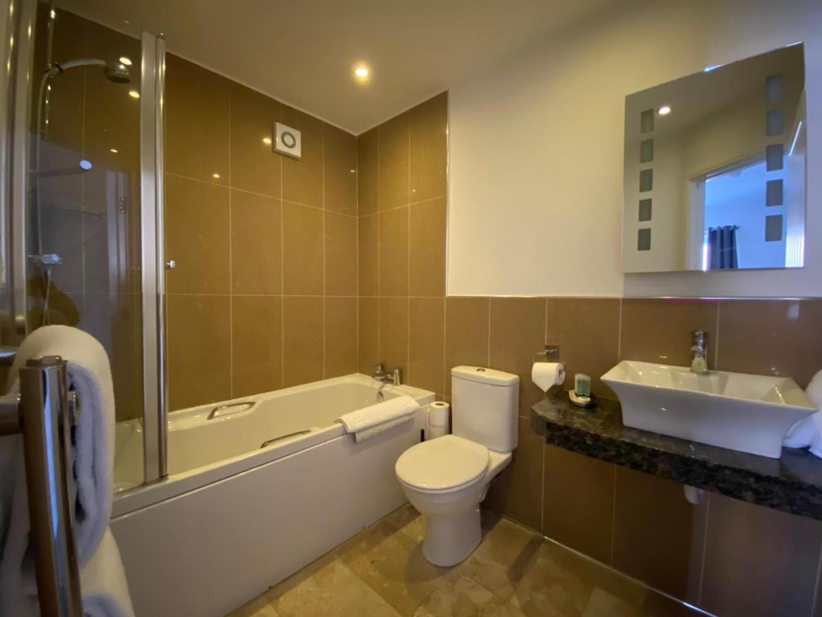 The Three Horseshoes Hotel Barnard Castle Extérieur photo